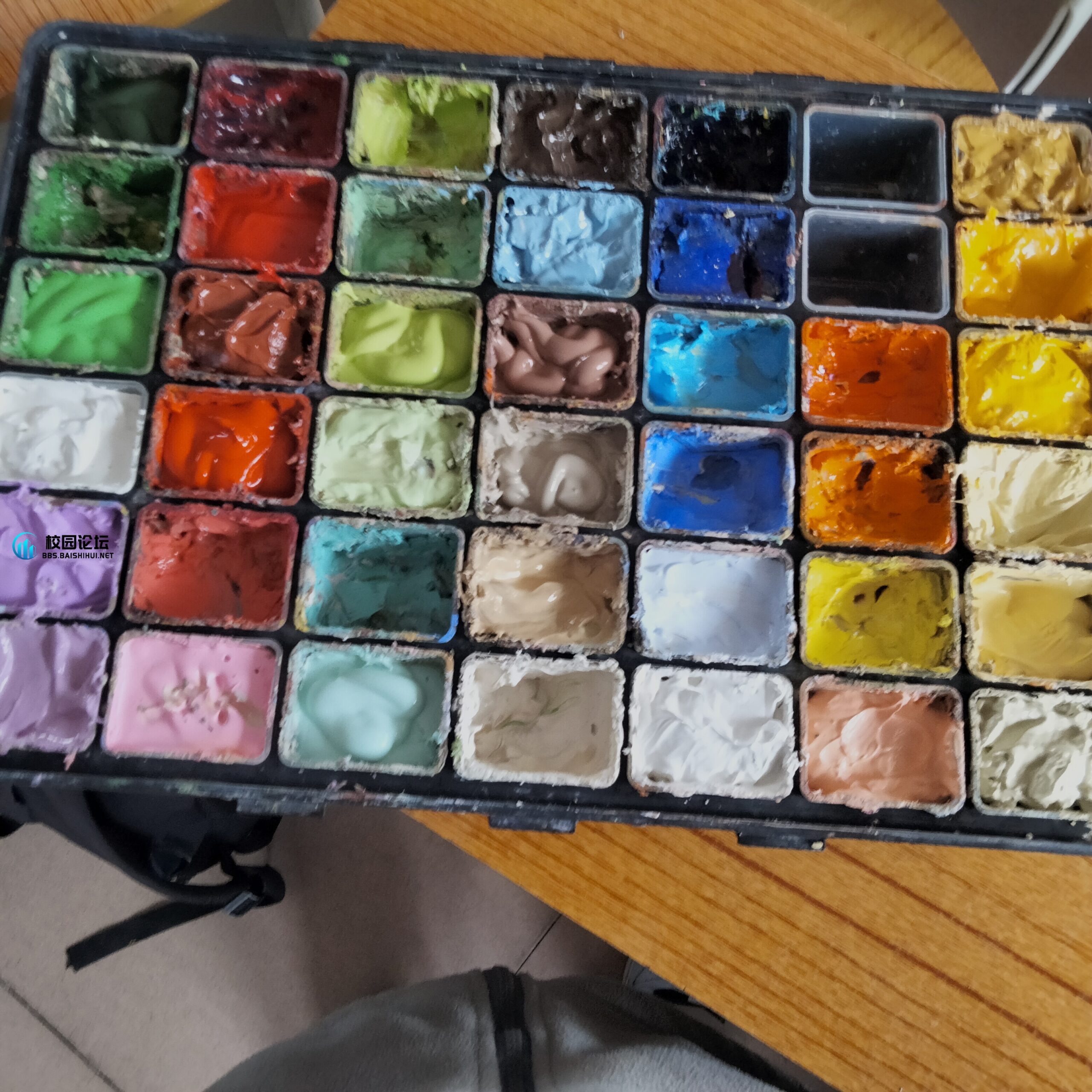 卖美术画材 - 校园论坛