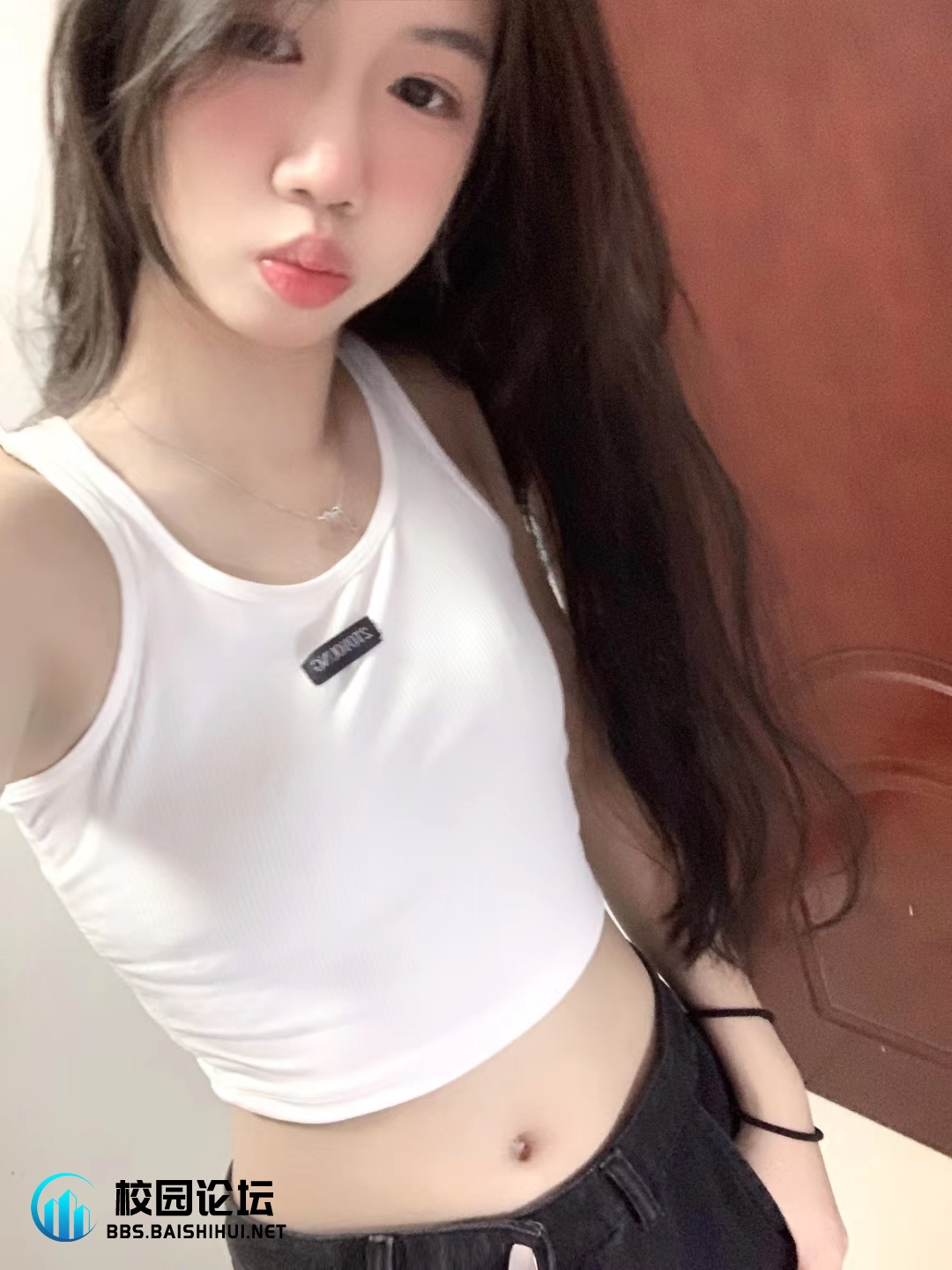 投稿一位美女🍓 - 校园论坛