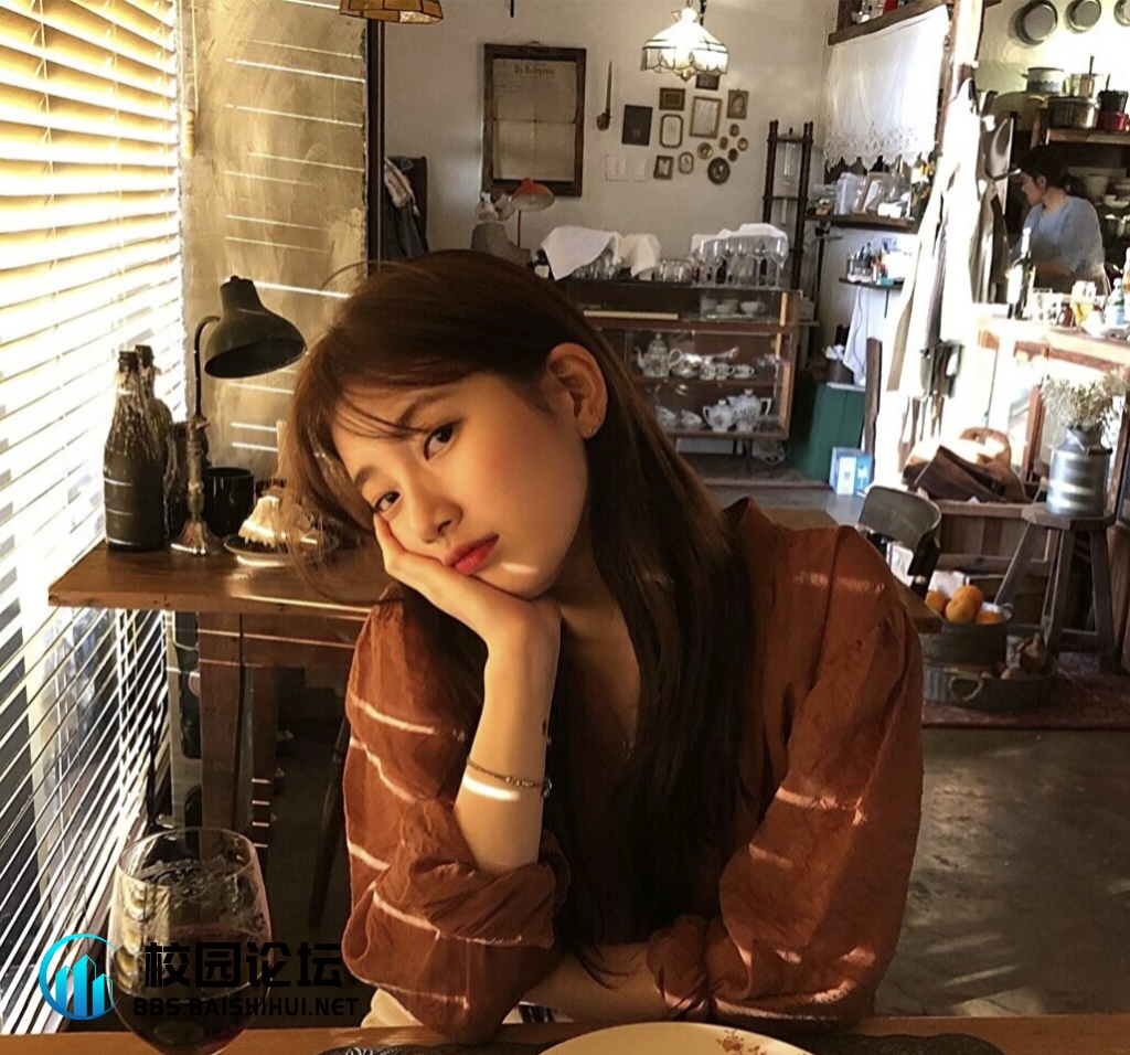 小啥的头像 - 校园论坛