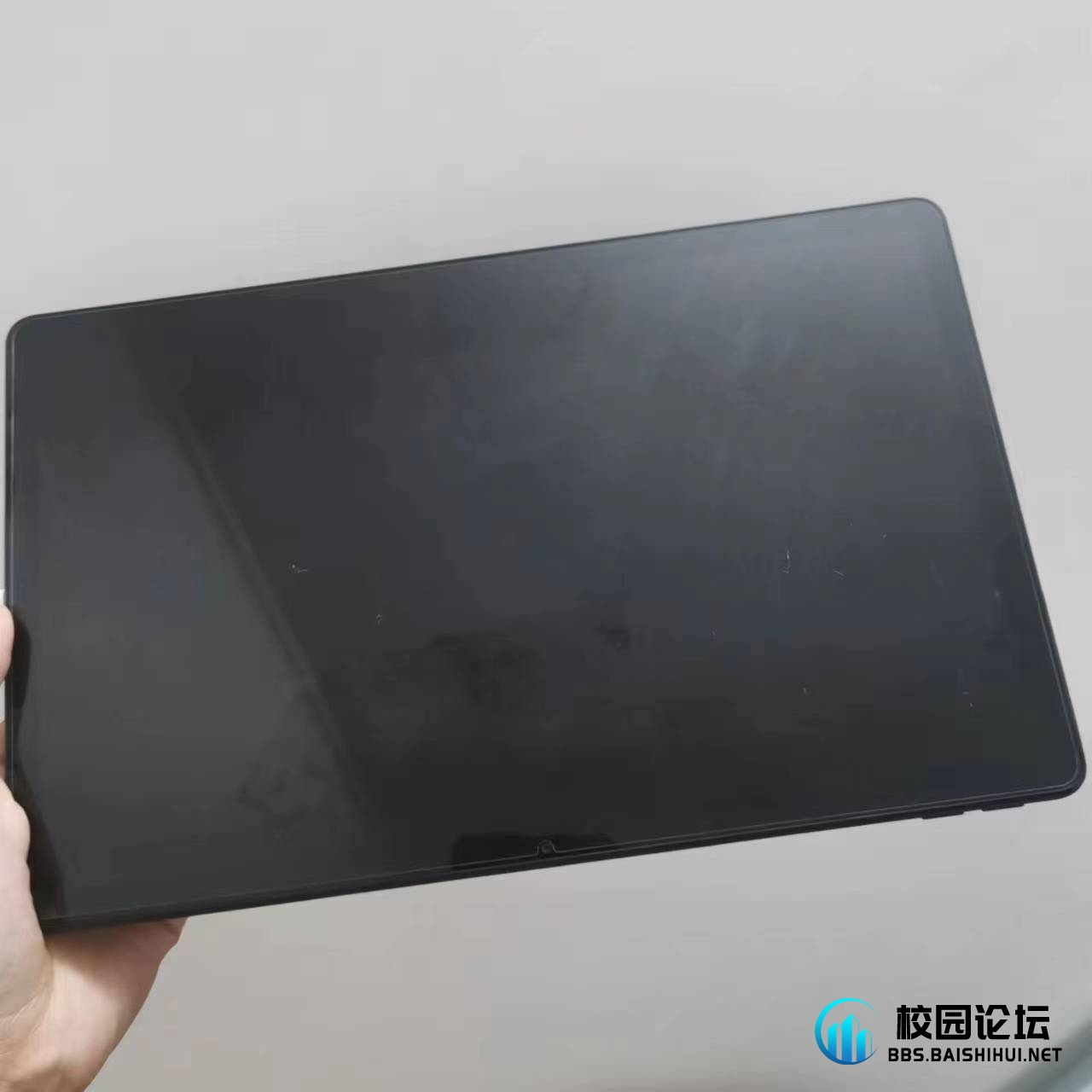 出售一台联想小新平板
➕i-1520000 - 校园论坛