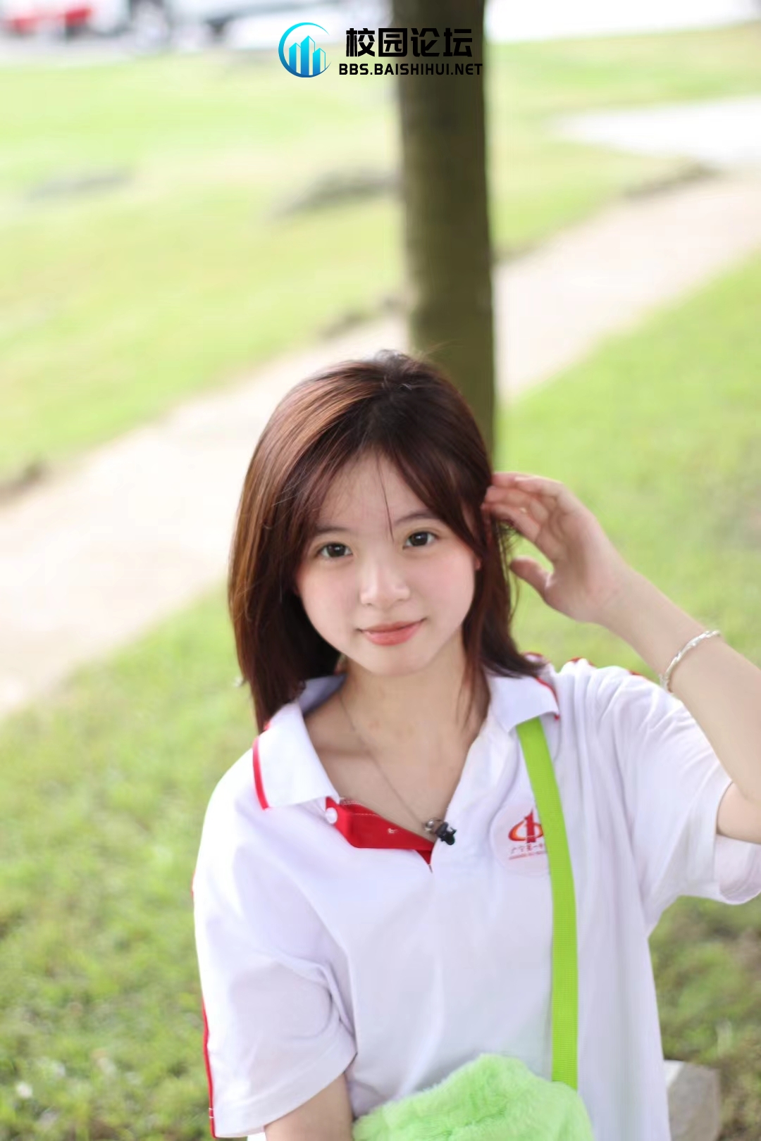 人与人之间只有一个moment就moment就够了 - 校园论坛