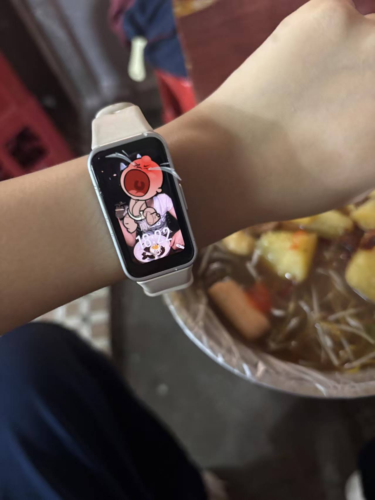 寻找华为手表白色表带 - 校园论坛