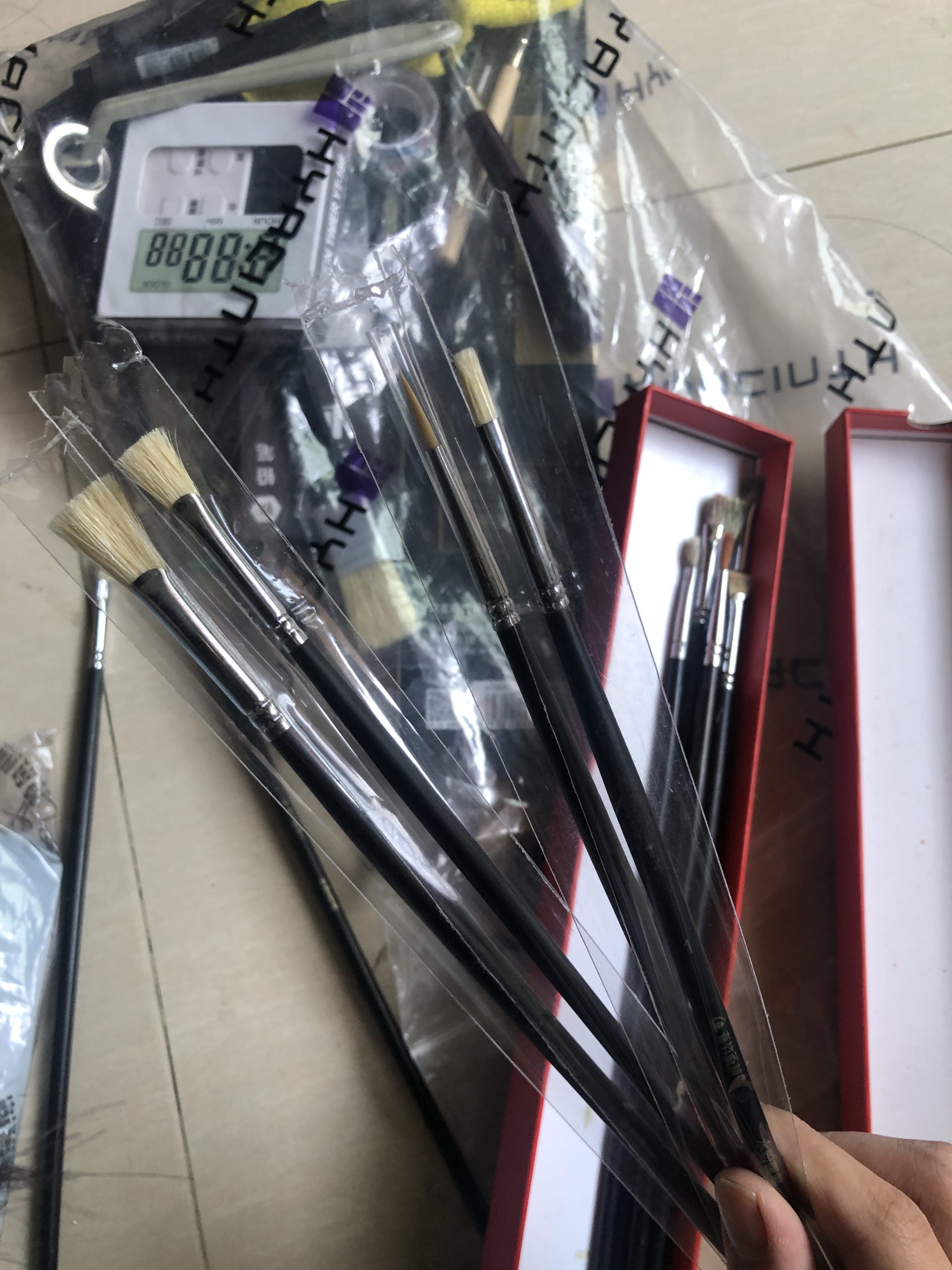 便宜出画材 可以加我微信私聊 - 校园论坛